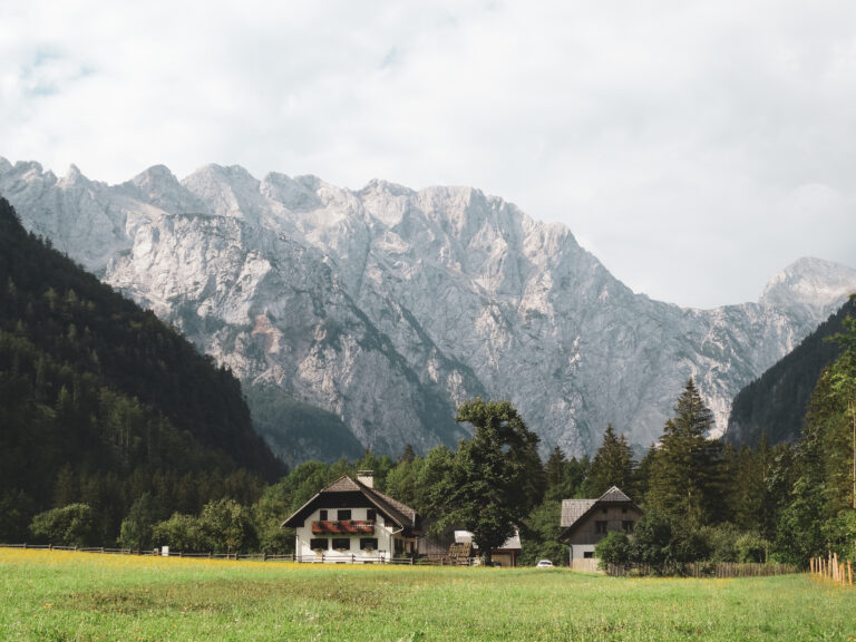 Un chalet alpin dans Logarska Dolina, Slovénie